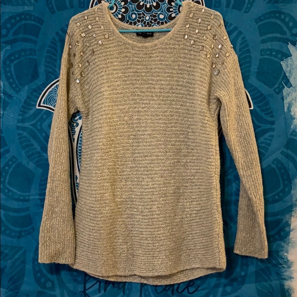 Tan sweater with gems 💎